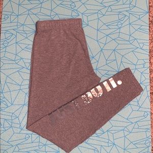 Grey Nike workout leggings